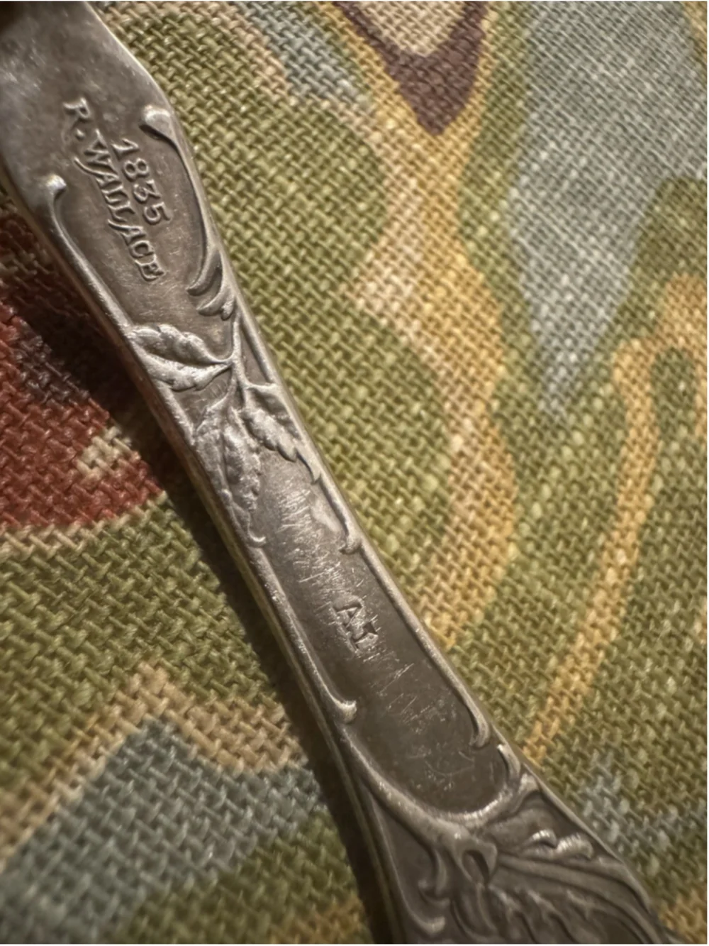 Antique 1835 R Wallace HIBISCUS Silverplate Master Butter Knife P